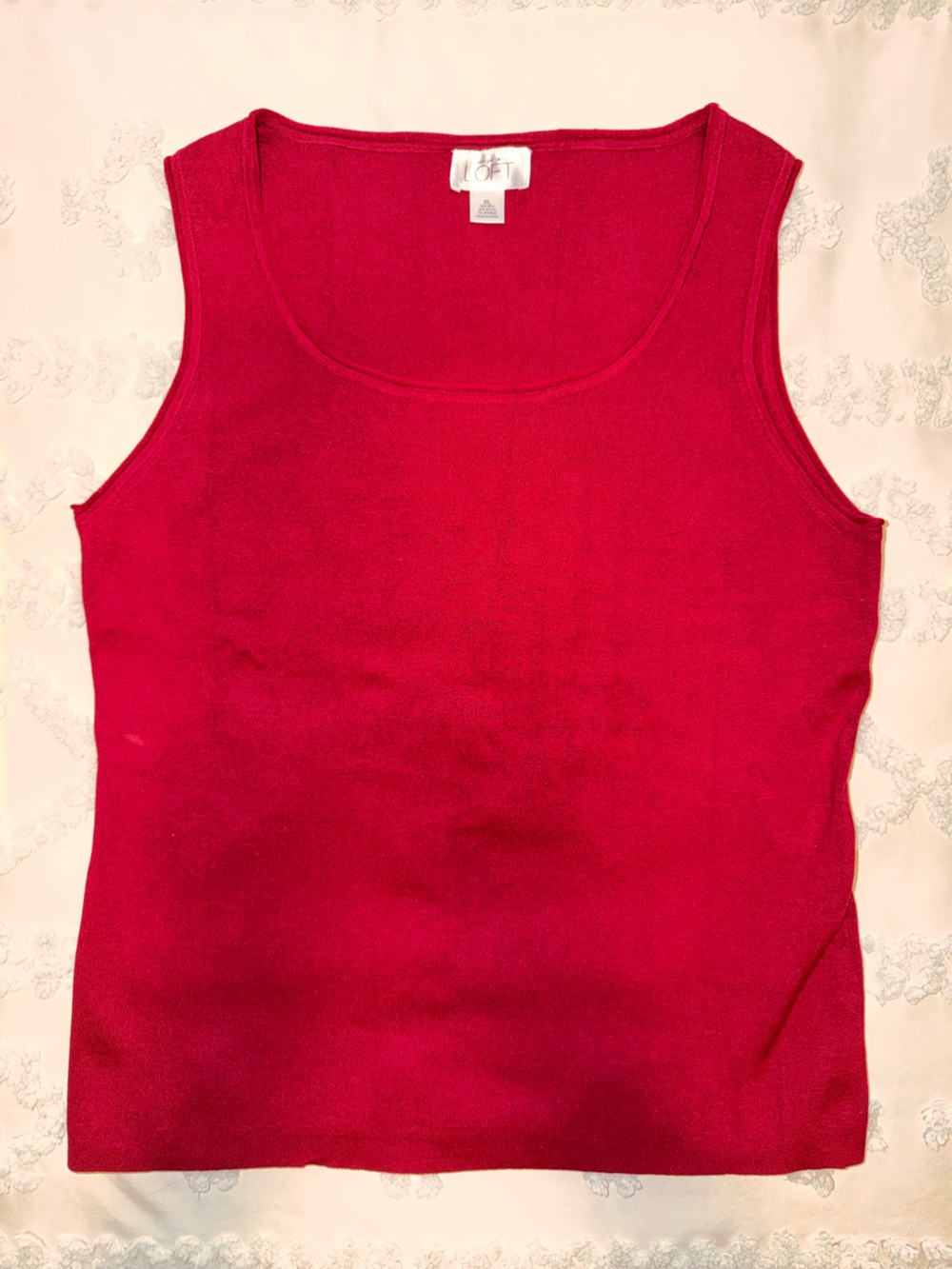 LOFT Red Sleeveless Scoop Neck Sweater Tank